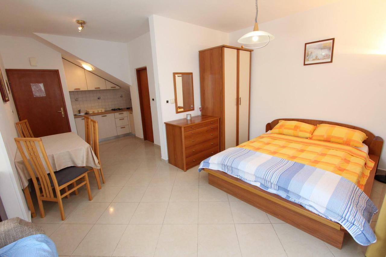 Apartments Villa Mara روفينج المظهر الخارجي الصورة