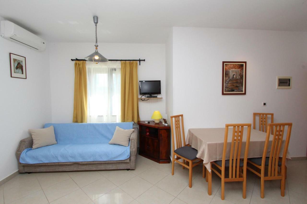 Apartments Villa Mara روفينج الغرفة الصورة